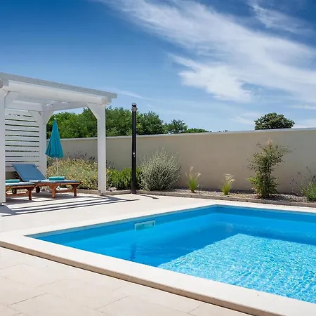 Holiday home Tempera Pula